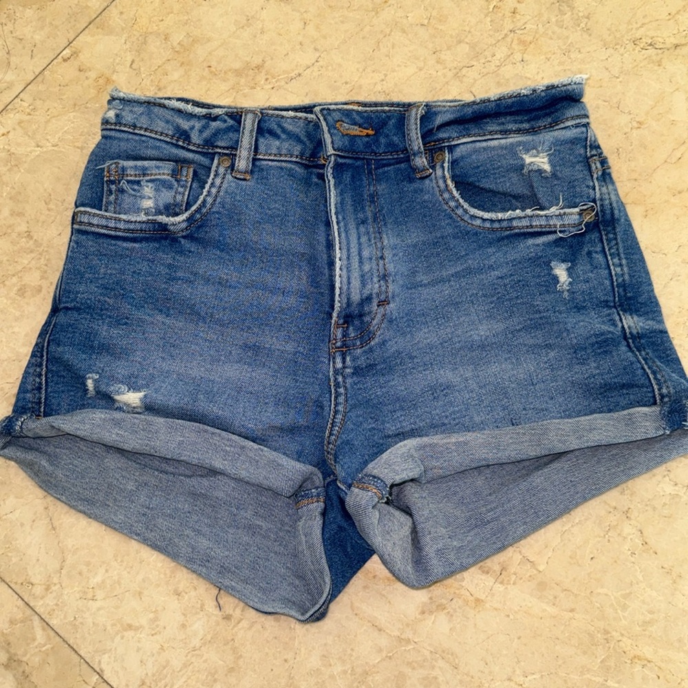 Zara stretch jean shorts. Never worn
